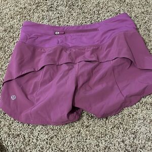 lululemon shorts size 4